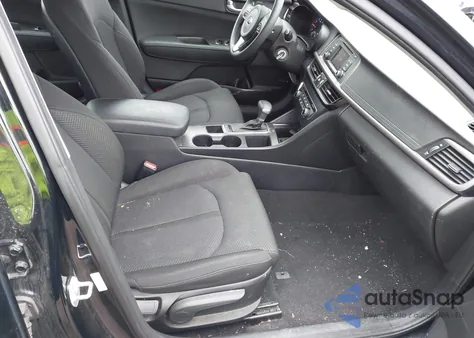 2017 Kia Optima Lx z USA, uszkodzony, nr VIN 5XXGT4L37HG152788